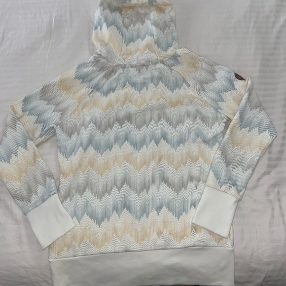 Mazine PETA approved vegan micro dots zigzag print hoody - Picture 4 of 9